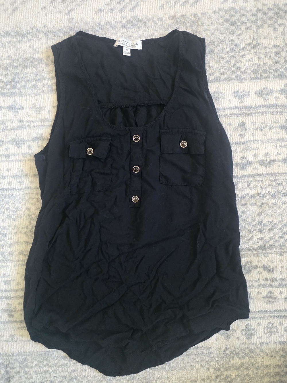 Active USA Women's Black Button-Front Pocket Tank